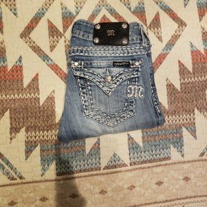 Miss Me • 27 • Straight